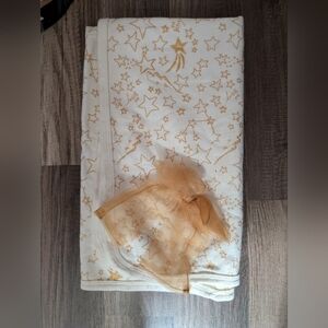 Betsy Johnson Baby Gold Star Patterned Blanket